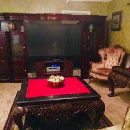 Best Deal In Town! Entire 1 Bedroom Apartment 59 Montgomery Bagian luar foto